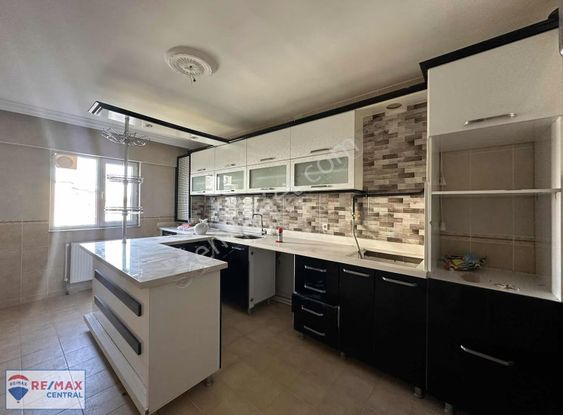 Alibabada Sakin Muhit Kullanışlı 3+1 Arakat Asansörlü Daire