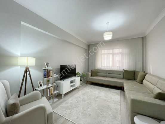 Purssaklar Nasip'ten Işıl Işıl Masrafsız Yapılı Yüksek Giriş 3+1 Daire