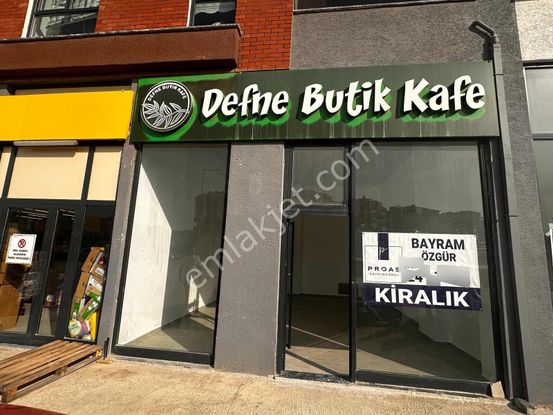 Kızılcıklı'da Merkezi Lokasyonda 50 M2 Kiralık Dükkan