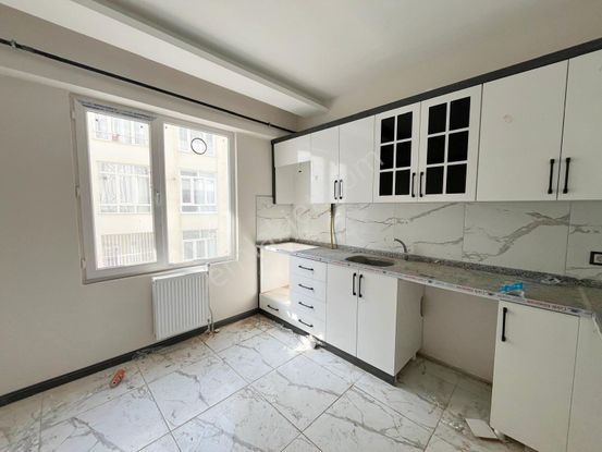 Taha Emlak Tan Diclekent Bulvarı Üzerinde Park Orman Civ. Kiralık 2+1