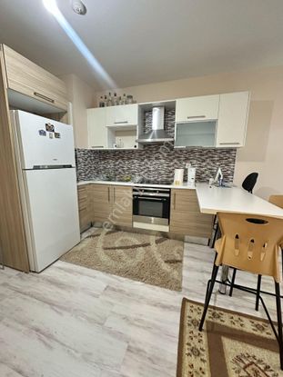 Esenyurt Yeşilkent Mahallesi 1+1 4.kat Full Eşyalı Kiralık Daire Havuzlu Site İçerisinde