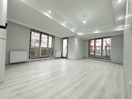 Salih Emlak 'tan Bahçelievler Devlet Hastanesi Yakını 2+1 Sıfır