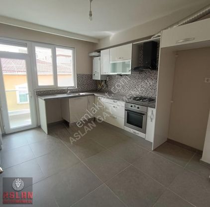 Aslan Emlak Gayrimenkul 'den Şirintepe'de Kiralık 3+1