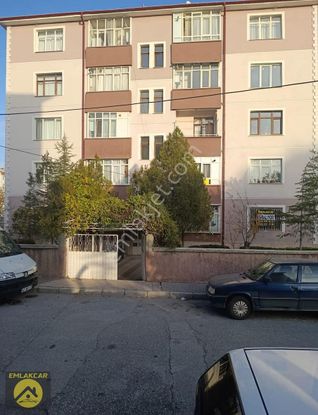 Emlakcar Dan Malazgirt Te Bakımlı Kiralık 3+1 Daire