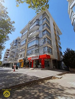 Emlakcar Dan Fetih Caddesinde Lüks Arakat 4+1 Daire