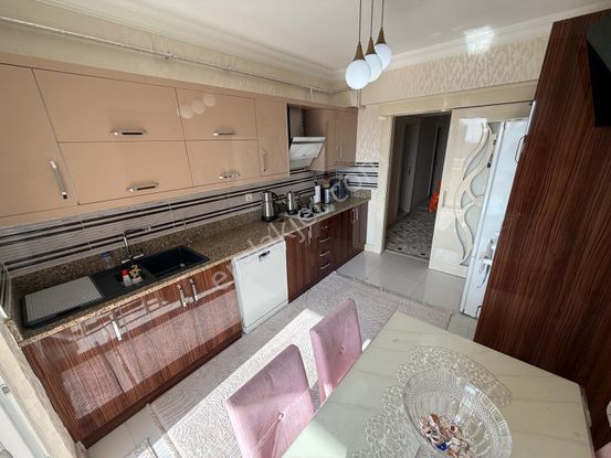 Şahintepe Mah. Havuzlu Site İçerisine 3+1 Satılık Bakımlı Daire