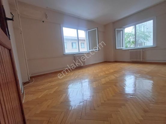 Fatih Aksaray Mah. Gür Sitesinde 3+1 Otoparklı Bakımlı Kiralık Daire Osmanlı Emlak