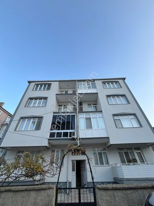 Uca’dan Satılık İstasyonda Köşe Daire..!! Kaçmaz Fırsat!!