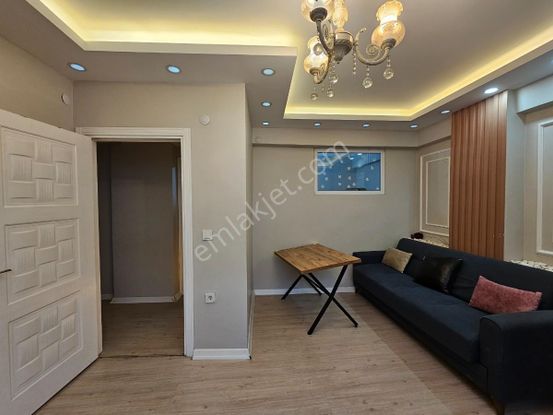 Esenyurt Yenikent Bahçe Katı 2+1 Acil Satılık Kapalı Mutfak