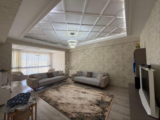 50 Lik Yol Civarı 4+1 Ultura Lüks Daire