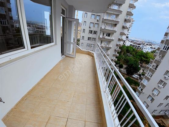 Konyaaltı Toros Mah Site İçi Katta 3+1 Daire