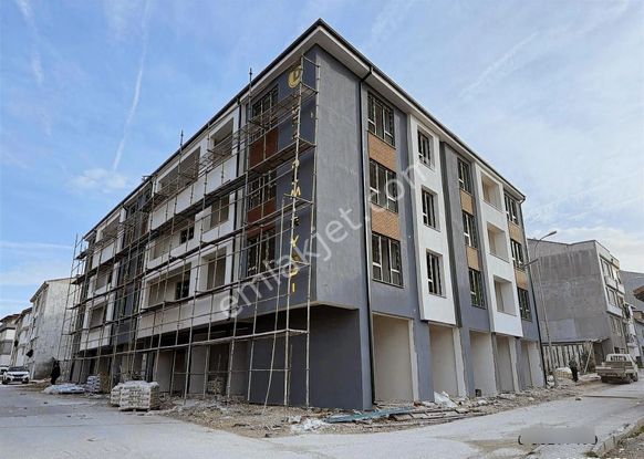 Ertaş Caddesi Yakını 2+1 110m2 Özel Garajlı Daireler