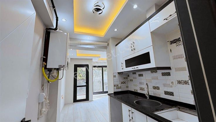 Jasse'den Kozağaç Meydana Yakın 1+1 Geniş Lüks Daire