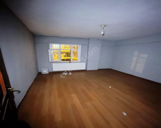 Avcılar Yeşilkent Mah 1+1 Yüksek Giriş Kiralık Daire