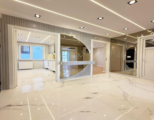 Esenyurt Mehterçeşme Mahallesinde Dekorlu 2+1 Arakat Daire