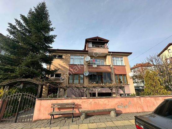 Bilgin Emlaktan Mrkezde Abonelikleri Açık Full Eşyalı 1+1 Kiralık Daire