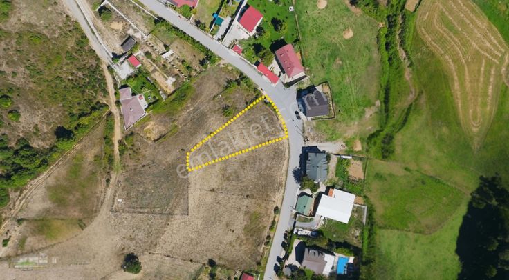 Beykoz İshaklı 970 M² Konut İmarlı Manzaralı Yatırım Arsası