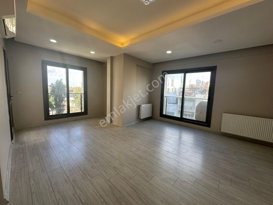 Çamdibi Metro Durağı Yakını Kiralık 3+1 Daire