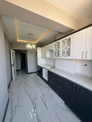 Grand Group 'tan Bağlar Peynir Pazarı Civarı Ulta Lüx 2+1 Kiralık Daire