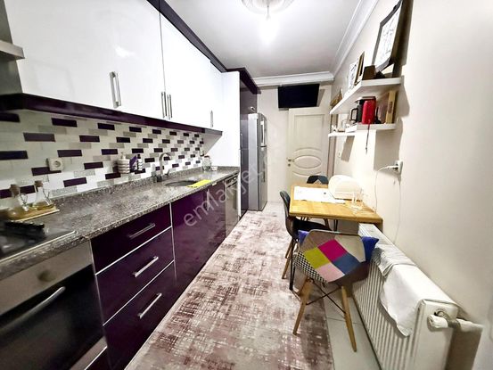 Alban'dan Metrobüsün Dibinde Butik Sitede 105m²2+1 Satılık