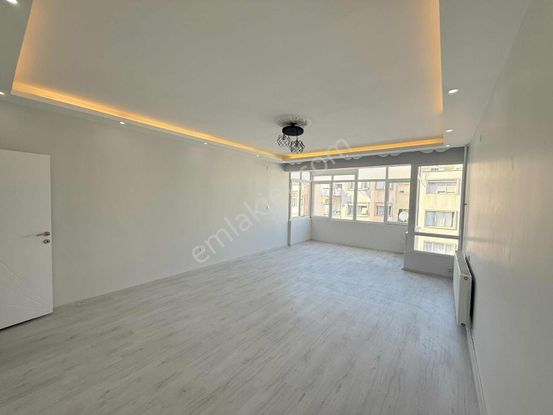Bahçelievler Ümit Sitesi Otoparklı 3+1 135 M2 Lüx Arakat Daire