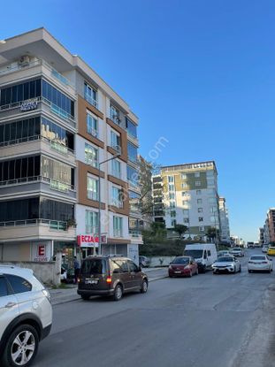 Truva // Onur Gündüzcü'den Salon Mutfak Ayrı Fatih Cd'sinde 2+1