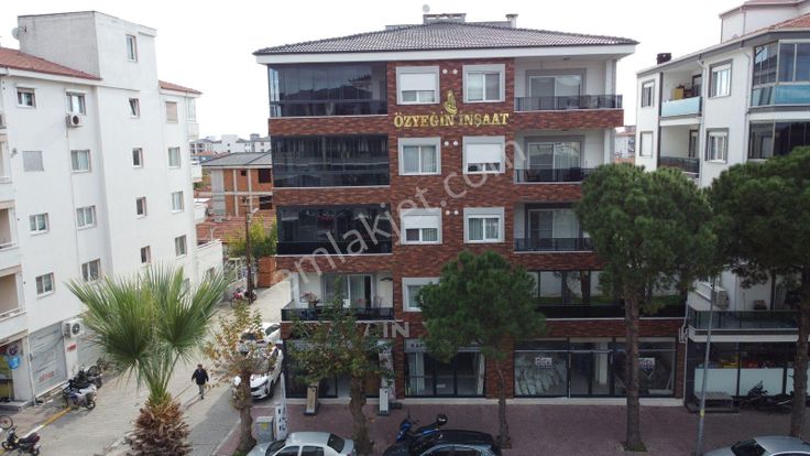 Cb King'den Altınovada Cadde Üzeri Satılık Dükkan