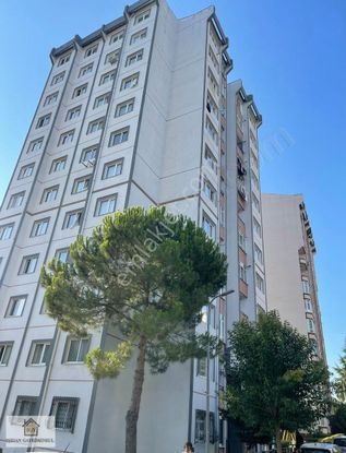 Başakşehir Vadipark 4.etapta Arakat Boş Yeni Tadilatlı 75m2 2+1