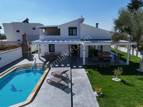 Didim Yeşiltepede 4+1 Eşyalı Geniş Villa