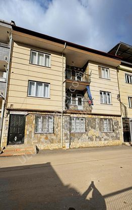 Ulucan'dan İnegöl Kozluca Yolunda Satılık 3+1 Daire