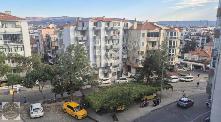 Cevat Paşa Eski Salı Pazarı Satılık 2+1 Daire