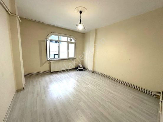 Seba'dan Tevfikbey Mh Arsa Tapulu Satılık 1+1 75m2 Arakat Daire.