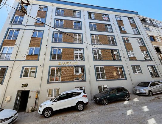 Zenith Real Estate'den Hilton Ve Nef Yakını Kiralık 1+1 Daire