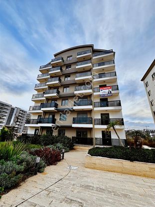 Laren Qualıty Havuzlu 40'lık Yola 2'nci Parsel 3+1 Dubleks Daire