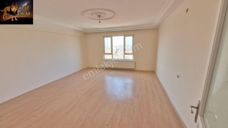 Saimekadında Asansörlü 7. Katta 3+1 Full Yapılı Kiralık Daire.