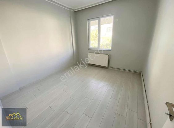 Akşemsettin Mah Yüksek Giriş Ön Cephe Yapılı Krediye Uygun 3+1