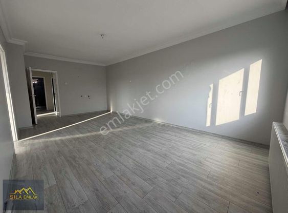 Plevne'de 3+1 Katta Yapılı Ön Cephe Krediye Uygun Fırsat Dairesi