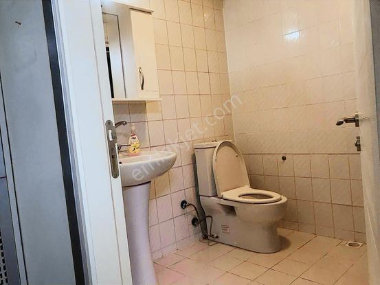 Bursa Osmangazi Santral Garaj Satılık 4+1 Ofis