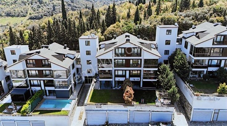 Müstakil Bahçeli,deniz Manzaralı Konfor Huzur Birarada