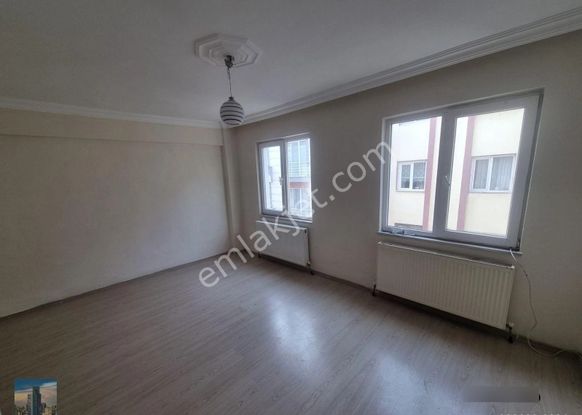 K00712 Ayhan Gezer Emlak'ta Sunullah Mh 2+1 Ara Kat Kiralık Daire