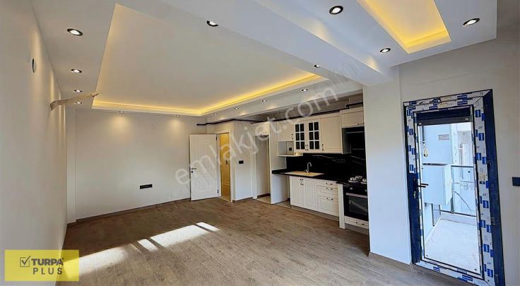 Bahçelievlere'de Yeni Bina'da Sıfır Ebeveyn Banyolu 3+1 Daire