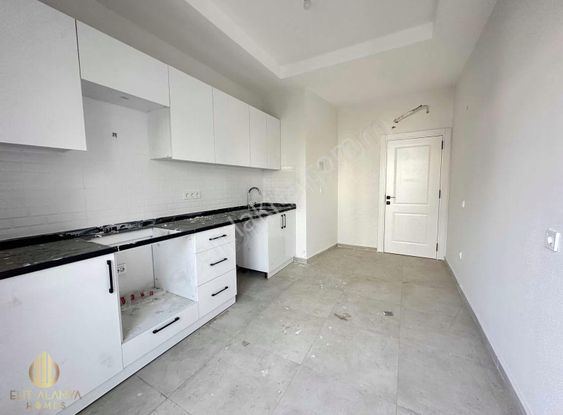 Satılık 2+1 Ayrı Mutfak Çarşambanın Göbeğinde Hasbul 300 Metre