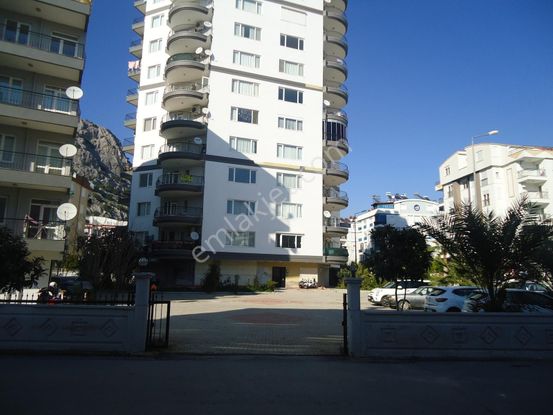 Antalya Hurma Mahallesinde Satılık Daire 3+1