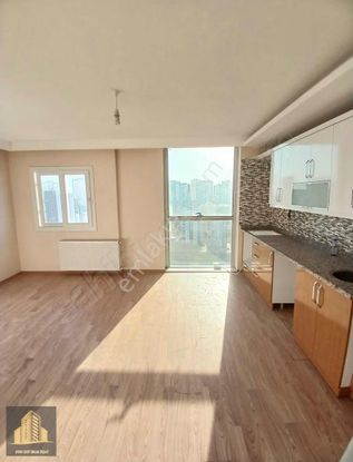 Köşe Başı Süper Konumlu Havadar 3+1