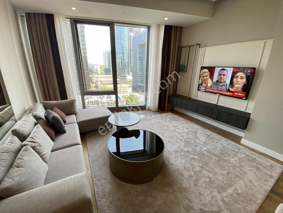 42 Maslak 2+1 136 M2 Lüks Eşyalı 15.kat Satılık Boş Daire