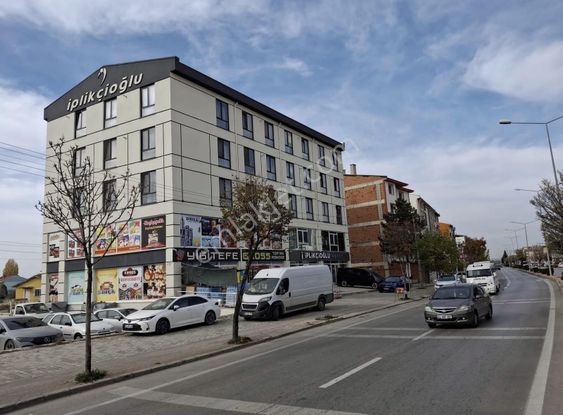 Satılık 2+1 Eşyalı Lüks Daire Üniversite Yolu Arakat Cadde Üstü