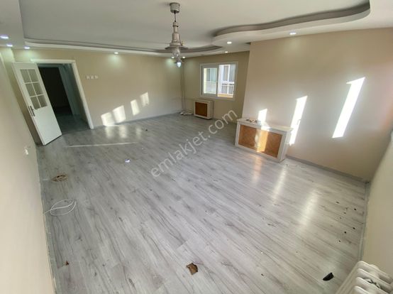 İnönü Caddesinin En Prestijli Yerinde 3+1 Net 145m2 Asansörlü Satılık Daire!