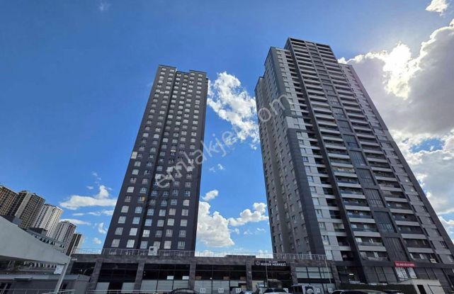 Bahçeşehir Otopark Güvenlik Havuz İskan Kat Mülkiyeti Balkon 2+1