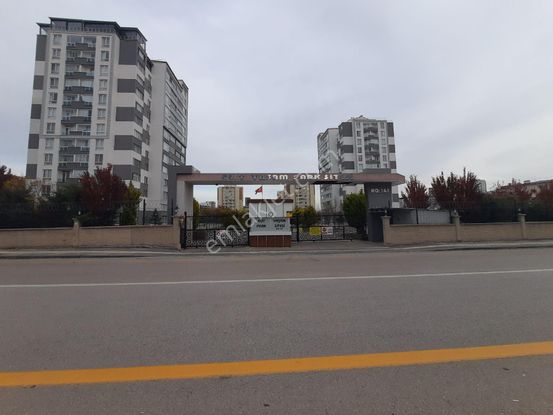 Etimesgut Yenibağlıca Mahallesinde Kiralık 4+1daire