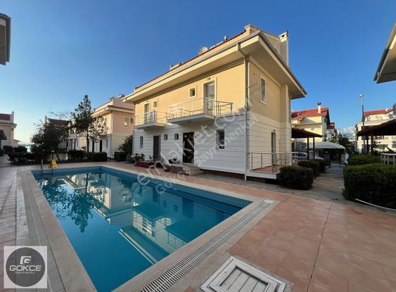 Kordon'a Sadece 50 M Mesafede 3,5+1 Kiralık İkiz Villa